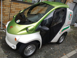 electric-vehicle-toyota-17155577-o