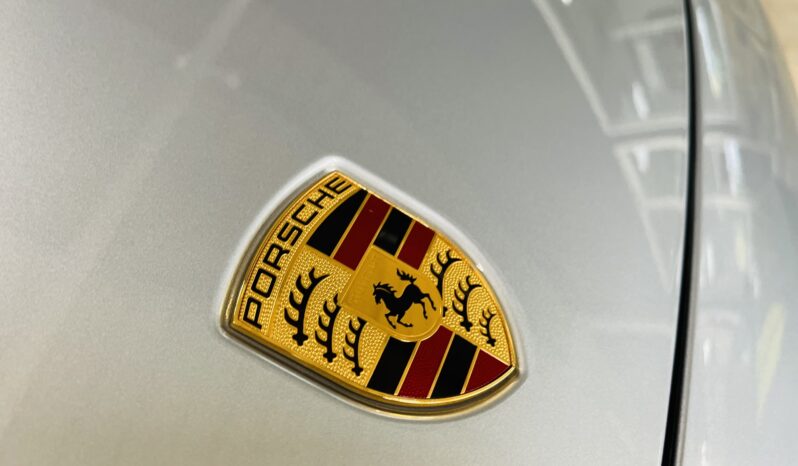 Porsche Cayenne 21′ Premium PKG lleno