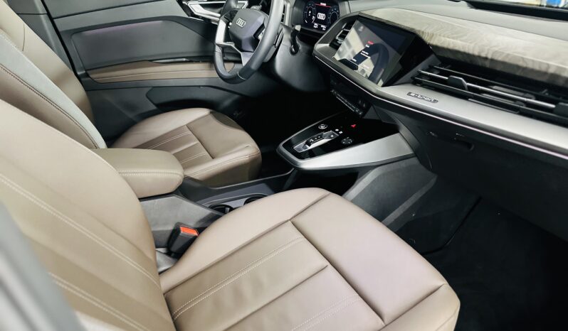 AUDI Q4 E-TRON 2022 lleno
