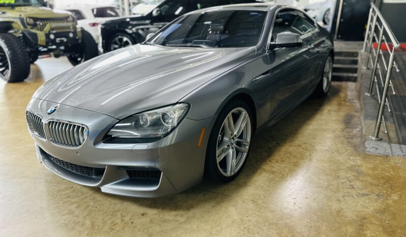 BMW 650i 2012 lleno