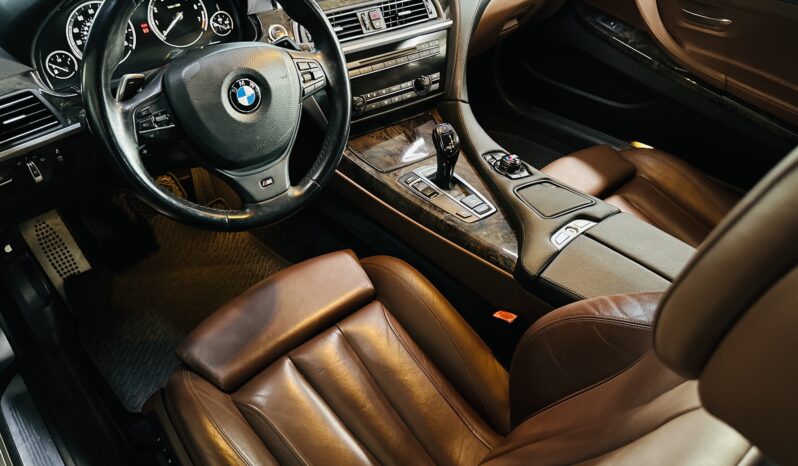 BMW 650i 2012 lleno