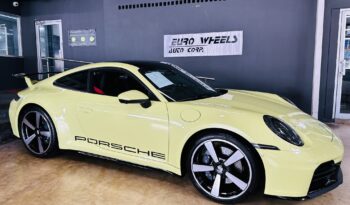 2025 PORSCHE 911 CARRERA lleno