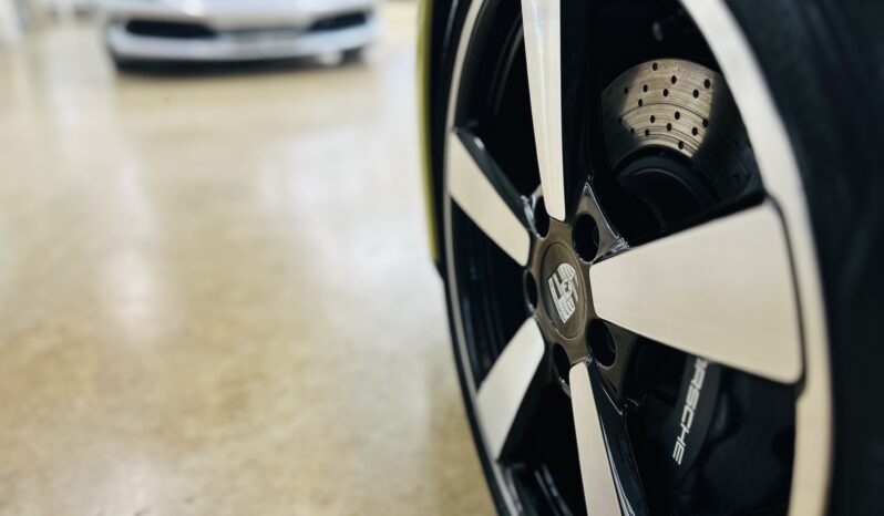 2025 PORSCHE 911 CARRERA lleno