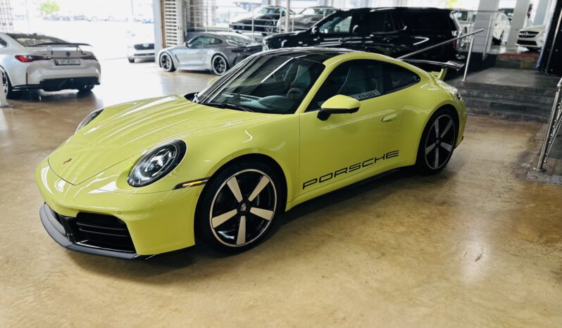 2025 PORSCHE 911 CARRERA lleno