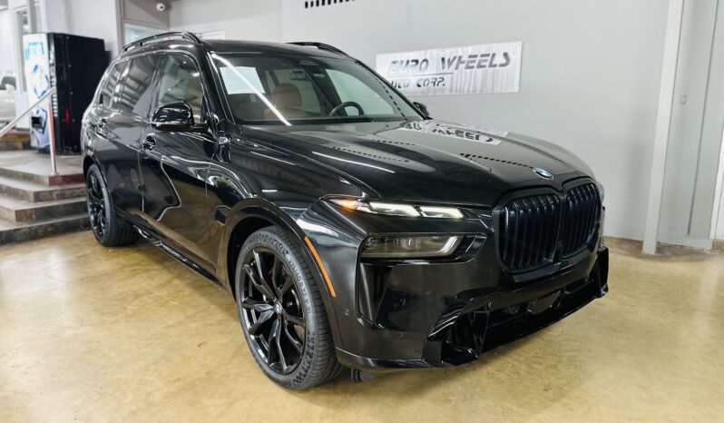 2023 BMW X7 x-DRIVE (M SPORT PACKAGE) lleno
