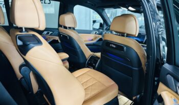 2023 BMW X7 x-DRIVE (M SPORT PACKAGE) lleno