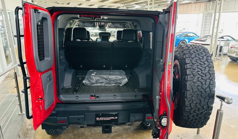 2025 Ineos Grenadier lleno