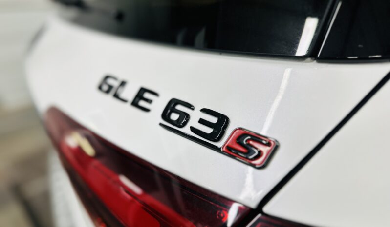 2024 M BENZ GLE 63S lleno