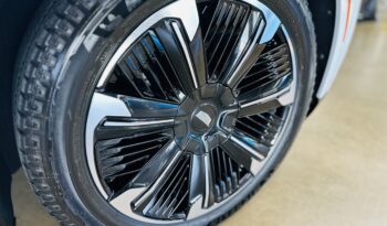 2025 ESCALADE ESCALADE iQ SPORT 2 lleno