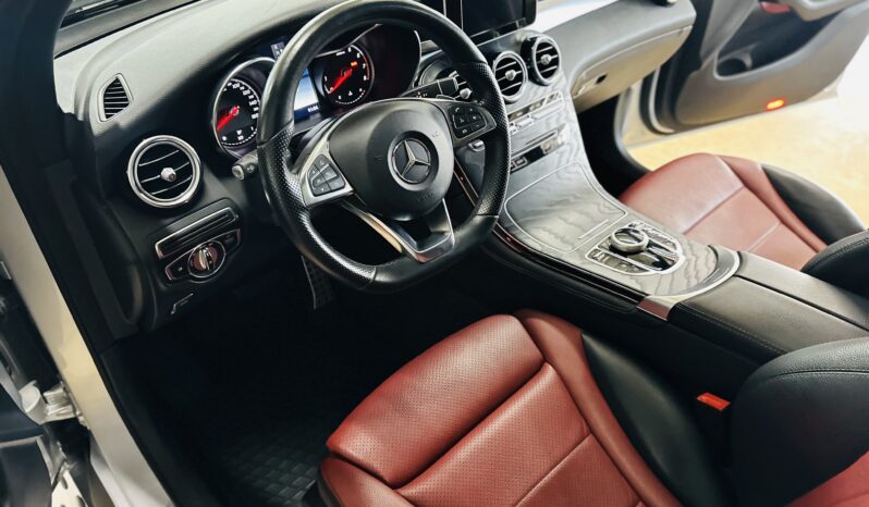 2018 MERCEDES BENZ GLC 300 (COUPE)  4 MATIC lleno