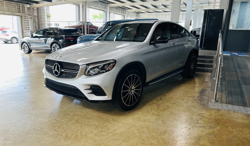2018 MERCEDES BENZ GLC 300 (COUPE)  4 MATIC lleno
