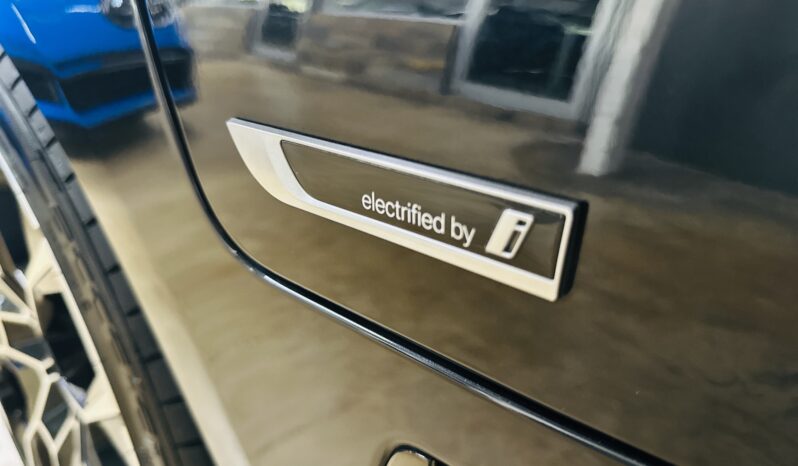 2022 BMW 745E X-DRIVE (CARBON CORE EDITION) lleno