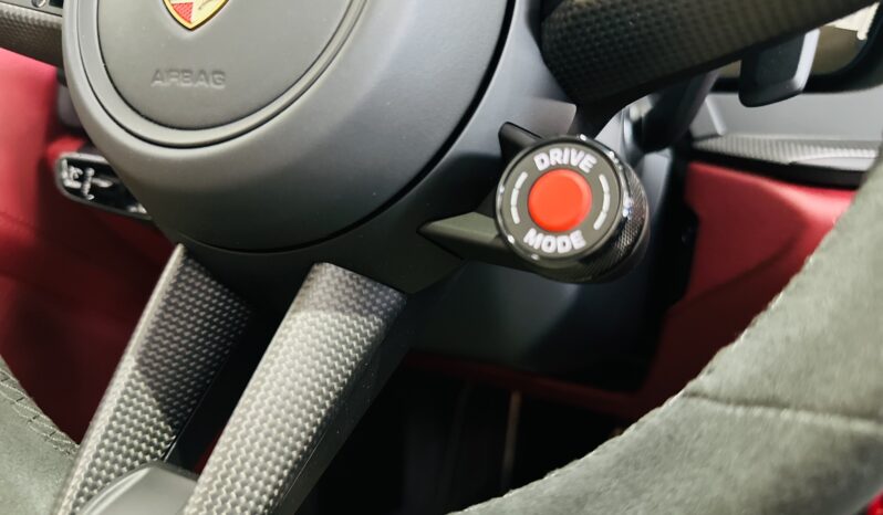 2026 PORSCHE 911 TARGA  4 GTS lleno
