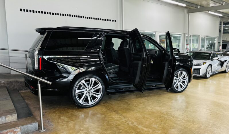 2026 CADILLAC ESCALADE SPORT lleno
