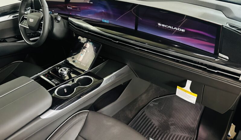 2026 CADILLAC ESCALADE SPORT lleno