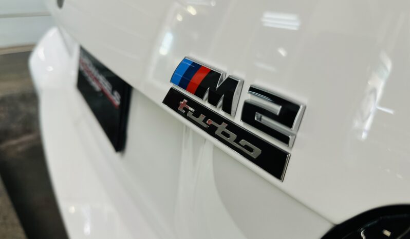 2026 BMW M2 TURBO DESIGN EDITION lleno