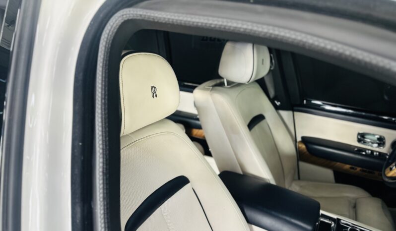2019 Rolls Royce Cullinan lleno