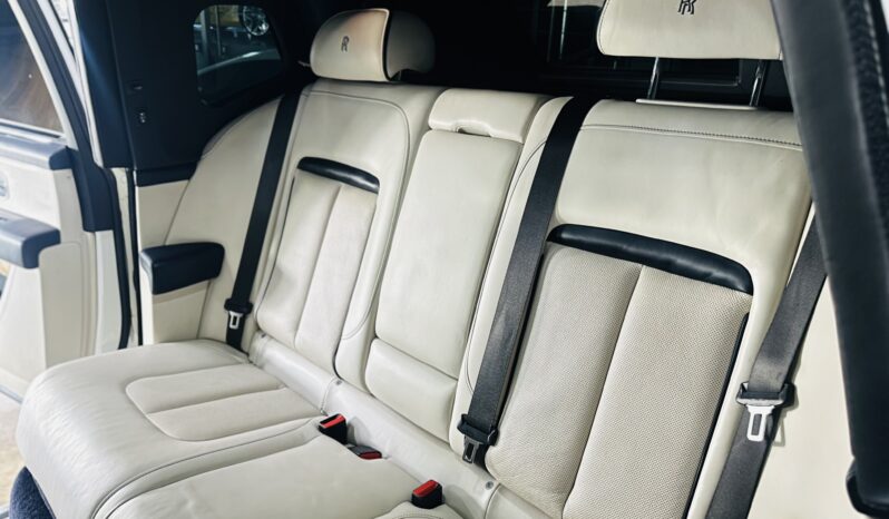 2019 Rolls Royce Cullinan lleno
