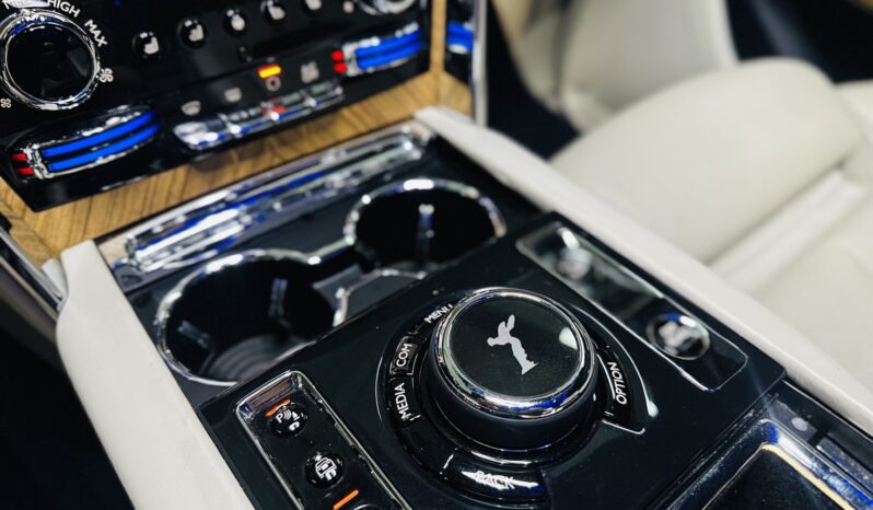 2019 Rolls Royce Cullinan lleno