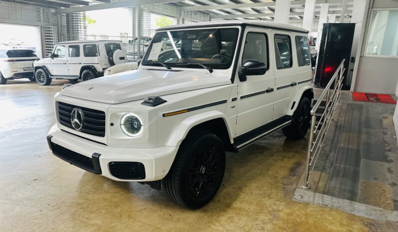 2025 MERCEDES BENZ G 580 WHITE MAGNO EDITION ONE lleno
