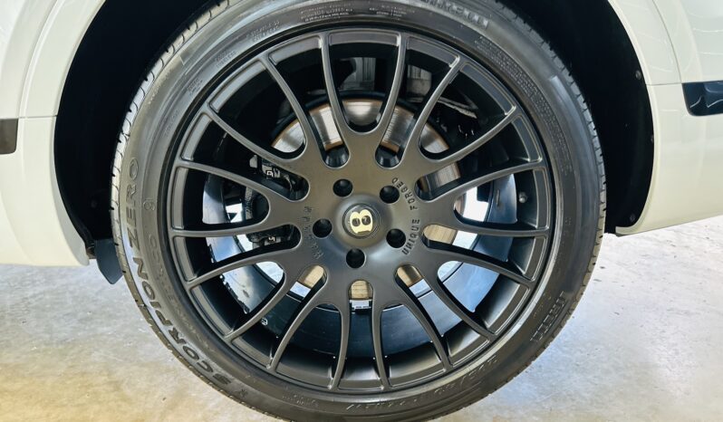 BENTLEY BENTAYGA 2019 lleno