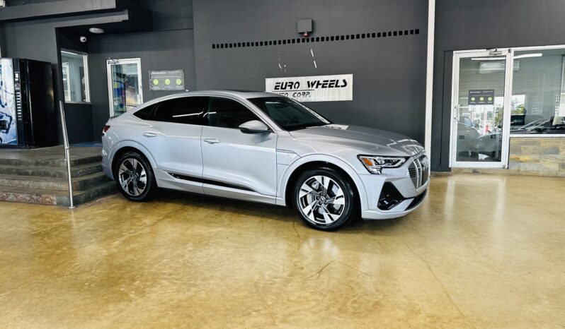 AUDI E-TRON S-LINE 2022 lleno