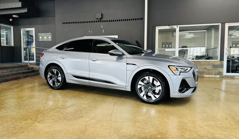 AUDI E-TRON S-LINE 2022 lleno