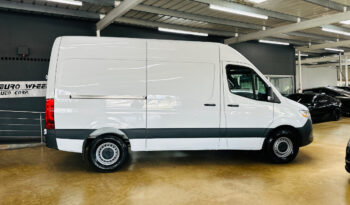2025 MERCEDES-BENZ SPRINTER 2500 lleno