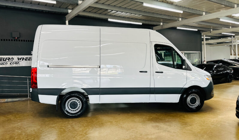 2025 MERCEDES-BENZ SPRINTER 2500 lleno