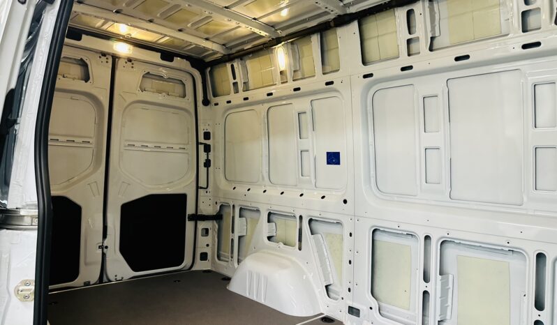 2025 MERCEDES-BENZ SPRINTER 2500 lleno