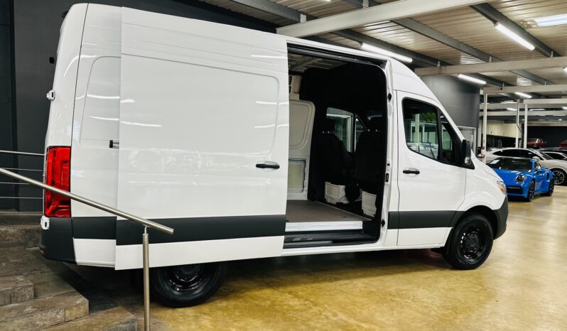 2025 MERCEDES-BENZ SPRINTER 2500 lleno