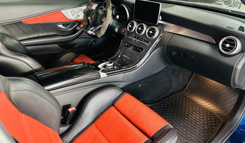 MERCEDES-BENZ C63s COUPE 2018 lleno