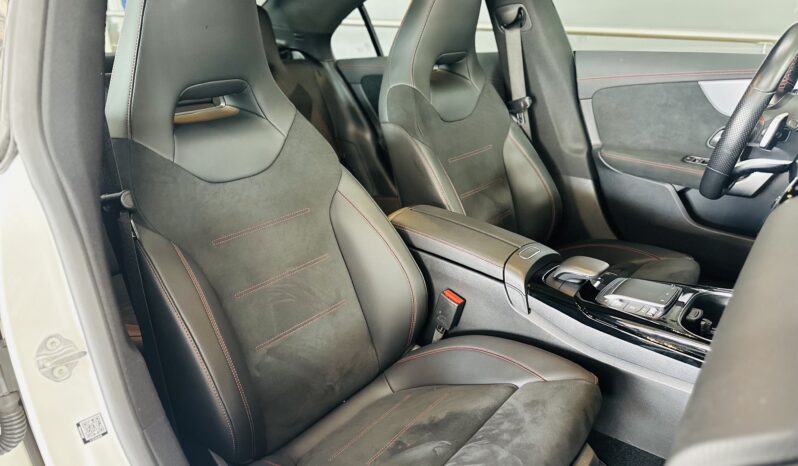 MERCEDES-BENZ CLA-35 AMG 2022 lleno