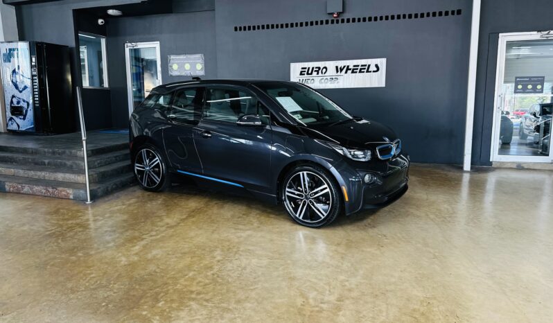 BMW i3 2014 lleno