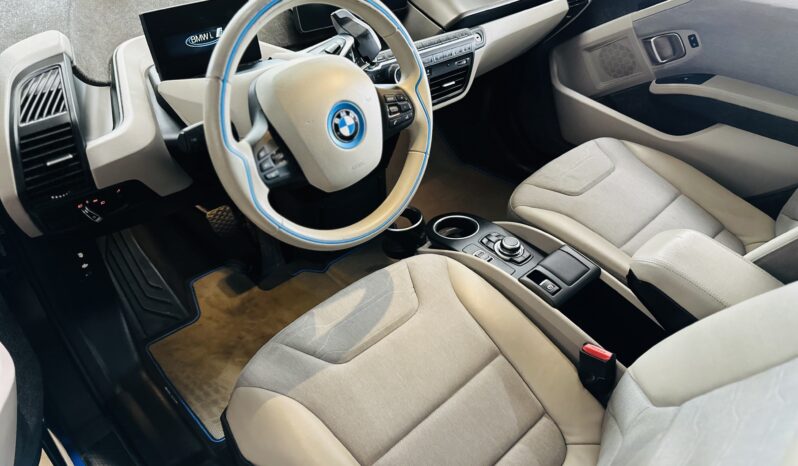 BMW i3 2014 lleno