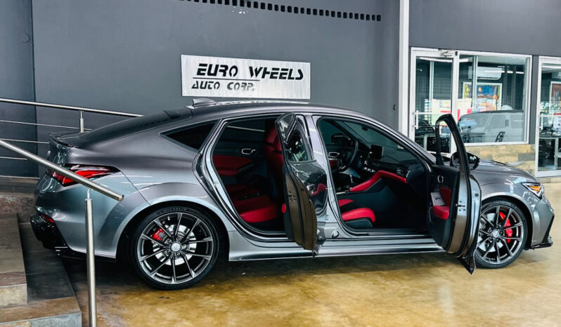 2025 ACURA INTEGRA TYPE S lleno