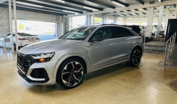 2022 AUDI RSQ8 lleno