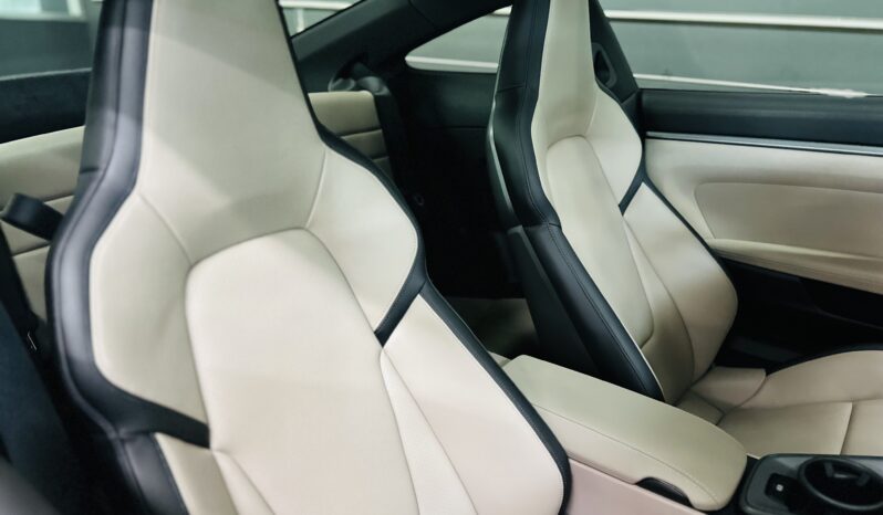 2025 PORSCHE 911 CARRERA lleno