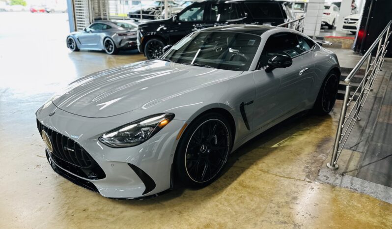 2026 AMG GT 63 S e Performance lleno