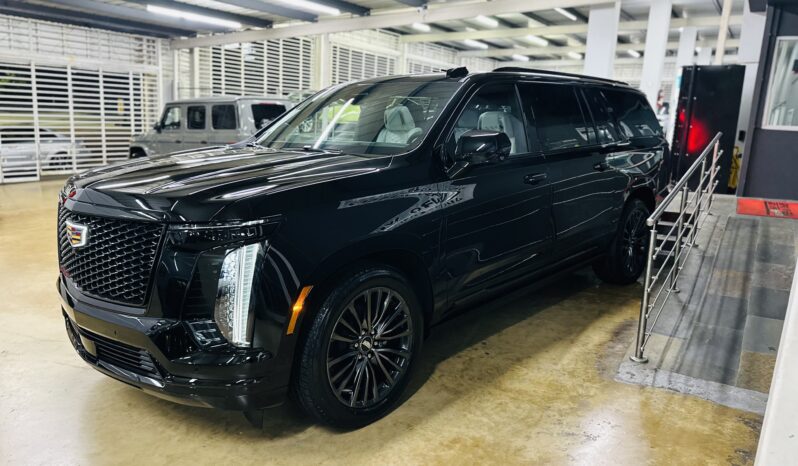 2026 CADILLAC ESCALADE ESV PLATINUM lleno