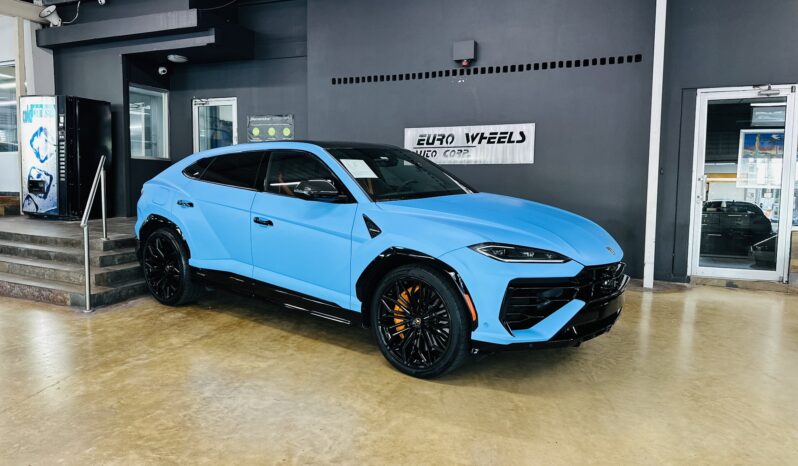 2025 LAMBORGHINI URUS SE lleno