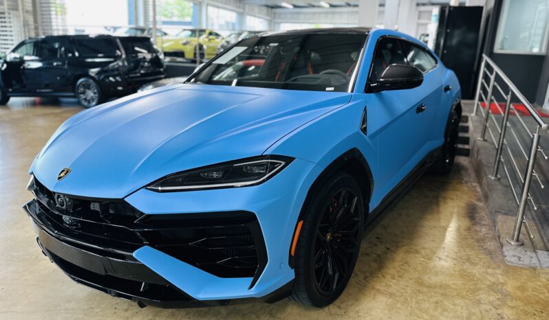 2025 LAMBORGHINI URUS SE lleno