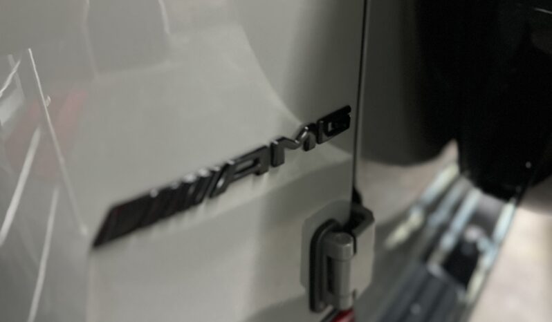 2026 MERCEDES BENZ G 63 AMG lleno