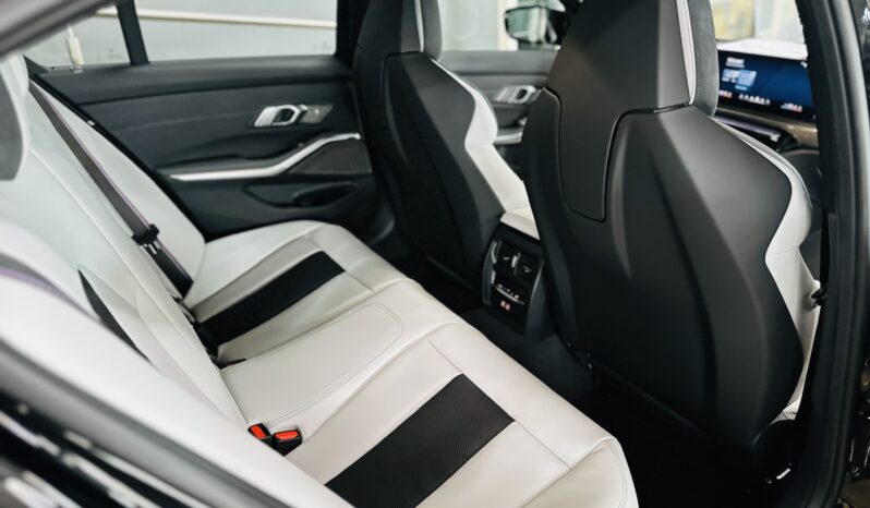 2025 BMW M3 COMPETITION X DRIVE lleno