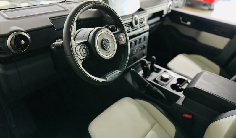 2025 INEOS GRENADIER QUARTERMASTER lleno