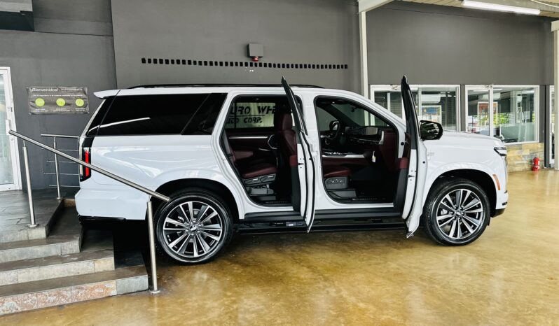 2026 CADILLAC ESCALADE SPORT lleno