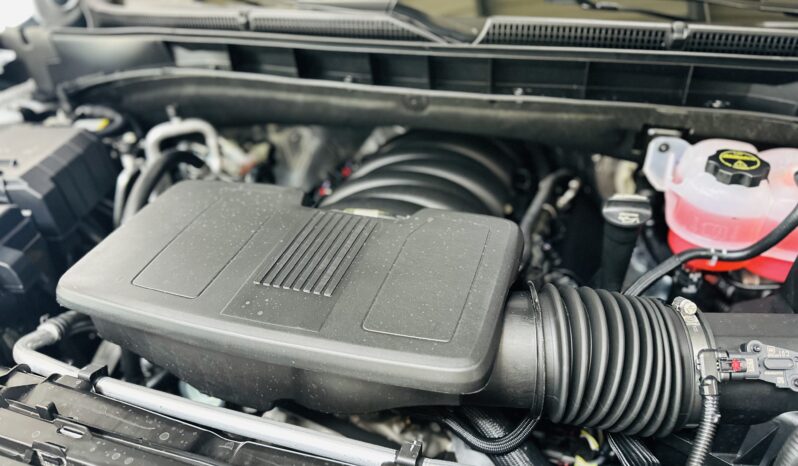 2026 CADILLAC ESCALADE SPORT lleno