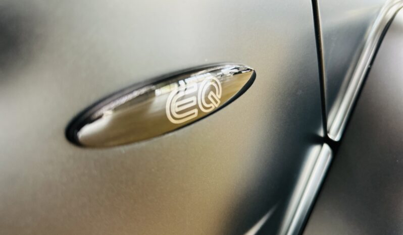 2025 MERCEDES BENZ G 580 lleno