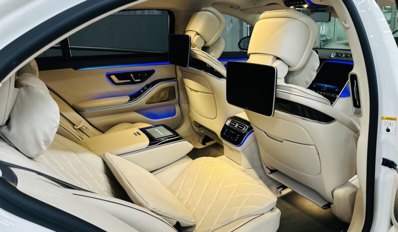 2021 M BENZ S 580 lleno
