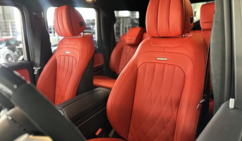 2026 MERCEDES BENZ G 63 AMG lleno